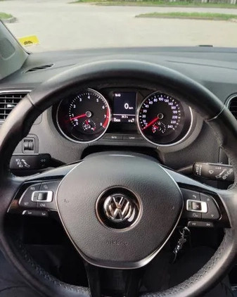 Volkswagen Polo cena 40900 przebieg: 62000, rok produkcji 2016 z Łochów małe 121